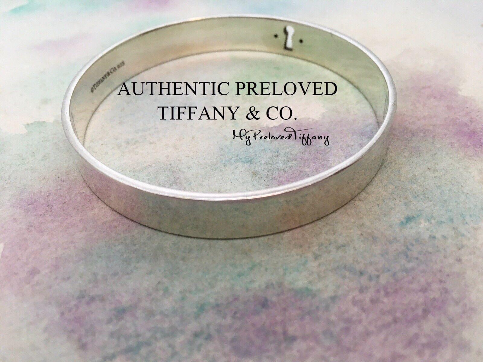 Authentic Excellent Tiffany & Co. New York Diamond Keyhole Bangle