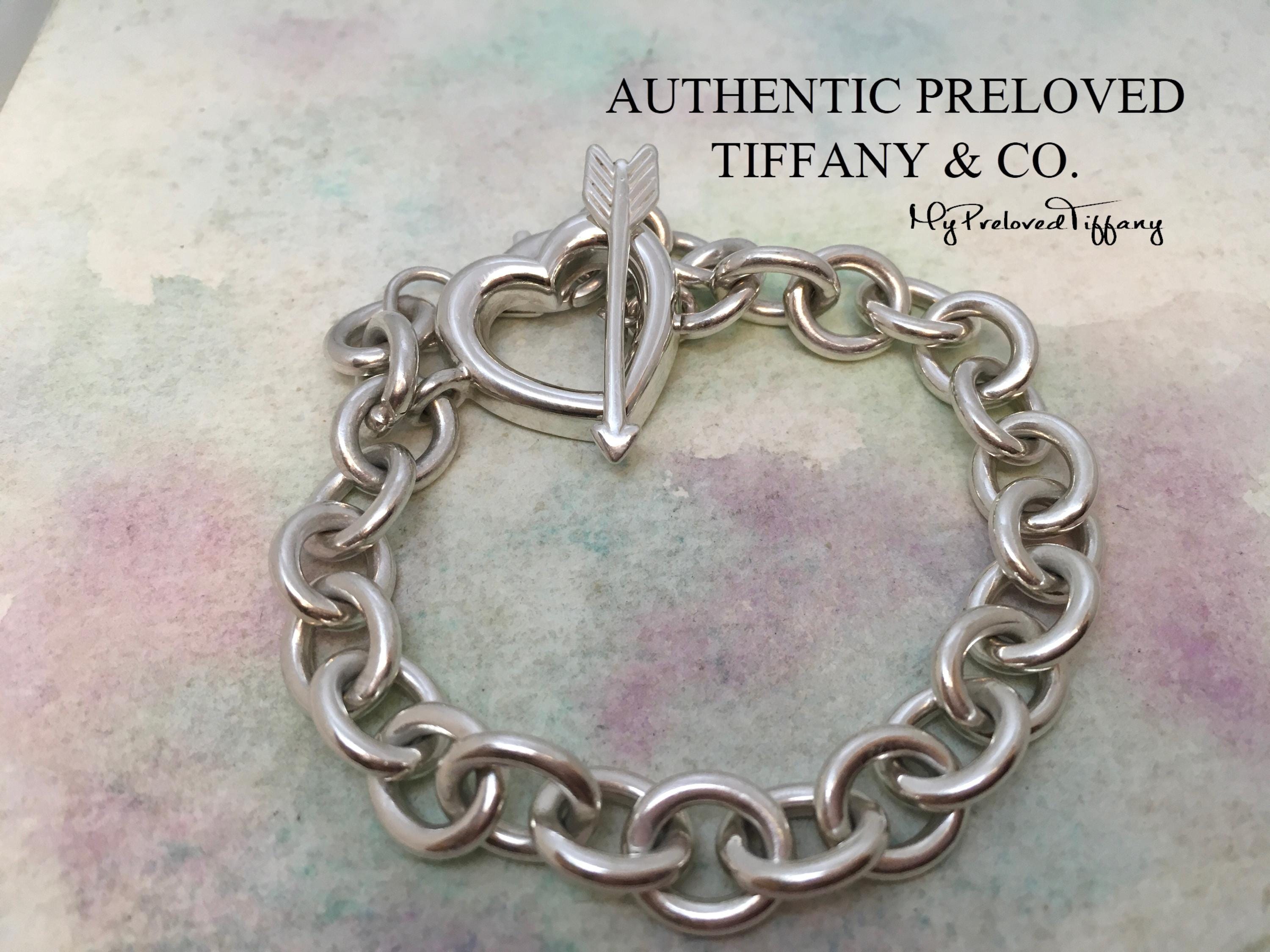 Excellent Authentic Tiffany & Co. Vintage Toggle Arrow Heart Link