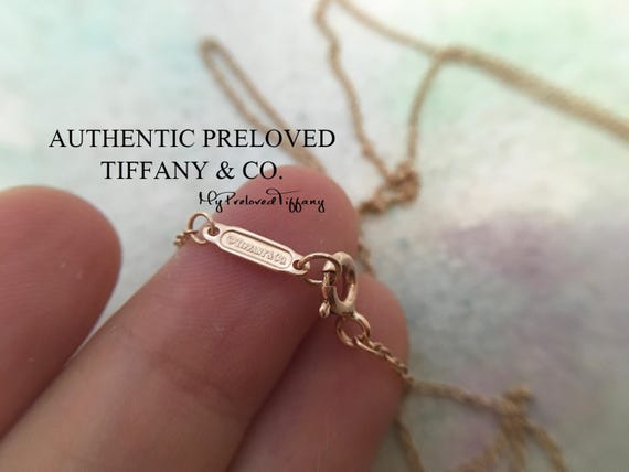 Excellent Authentic Tiffany & Co. Return to 750 18k Rose Gold 2cm