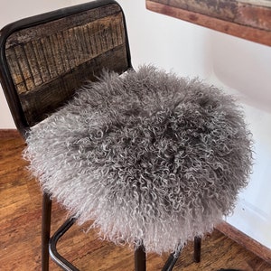 Chair cushion seat cushion 100% lambskin | Mongolian seat cushion | 38 cm curly cushion handmade chair cushion seat cushion wool cushion gray round