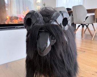 Sheep Ottoman in Lalanne style, handmade sheep stool, spruce wood, Icelandic sheepskin, chalet decor, living room gift, unique piece, black