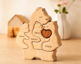 Wooden Family Puzzle – Personalized Gift with Bear Names – Engraved Decorative Piece for Mom & Dad – Valentine's Day Gift – Gift Idea