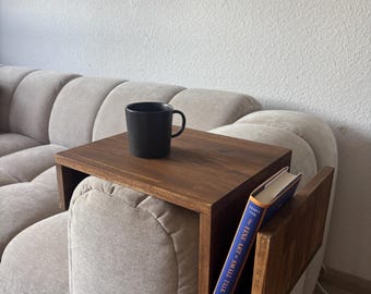 Solid wood armrest table – sofa shelf for drinks, snacks, mobile phone & books, individually selectable width, lightweight, handmade