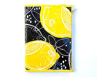 Zipper Pouch Insert Midori Travelers Notebook Lemons on Black design