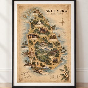 Könnte beinhalten: Eine gerahmte Landkarte von Sri Lanka im Vintage-Stil mit Illustrationen von Sehenswürdigkeiten wie Sigiriya, Dambulla und Galle. Die Karte enthält Beschriftungen für Städte, den Indischen Ozean und die Bucht von Bengalen sowie den Titel Sri Lanka A Land of Beauty.