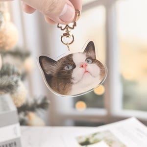 custom pet acrylic keychain, dog shaped keychain, dog picture keychain, pet lover gift, cat lover gift, custom photo keychain