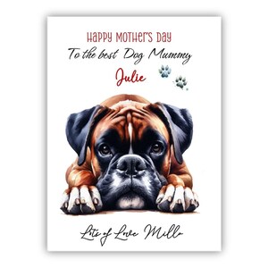 Carte personnalisée de fête des mères pour chien boxer. Carte de fête des mères pour les amoureux des chiens. Carte de fête des mères d'un chien. Vers la meilleure carte de maman de chien.