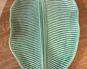 Plato de hoja de plátano