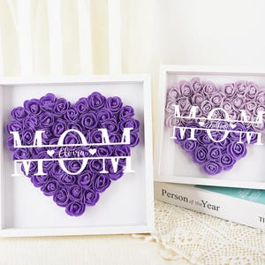 Caja de sombra de flores personalizada para mamá, regalo del Día de la Madre, caja de sombra de corazón personalizada con nombres, caja de marco de rosa para mamá, regalo para mamá, Nana, abuela, ella