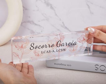 Niestandardowa tabliczka z imieniem na biurko z akrylu, nazwa na biurko z akrylu, spersonalizowana tabliczka z imieniem na biurko z akrylu, prezent dla współpracownika, wystrój biura, niestandardowa tabliczka z imieniem na biurko