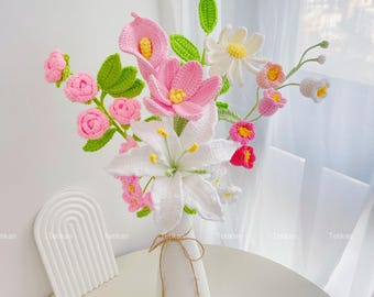 Virkad vit liljebukett, stickad ros, tulpan, prästkrage, liljekonvaljbukett, handgjord rosa, lila, gula, lila blommor, födelsedagspresent