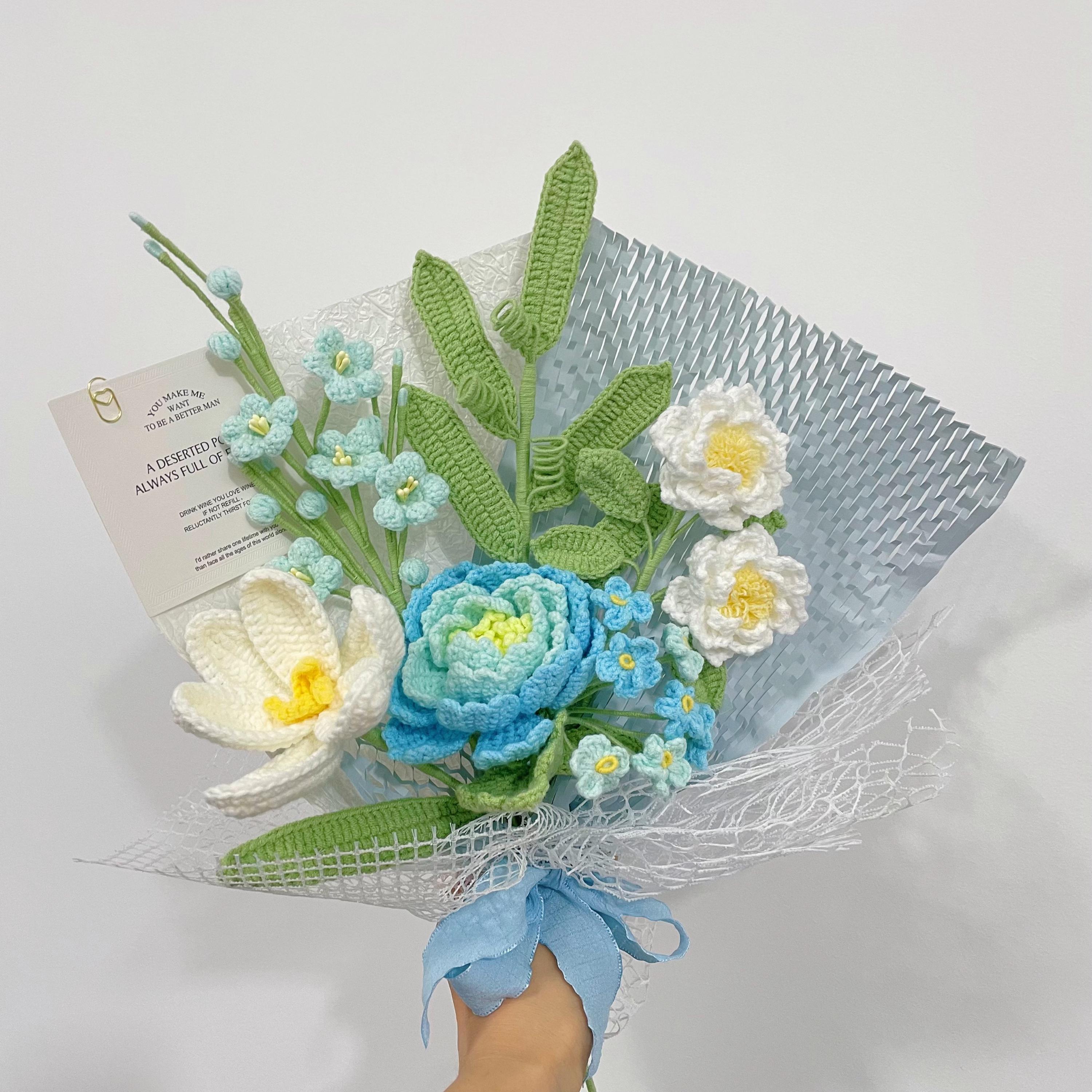 かぎ針編みの青い牡丹の花束、かぎ針編みのチューリップ、バラ