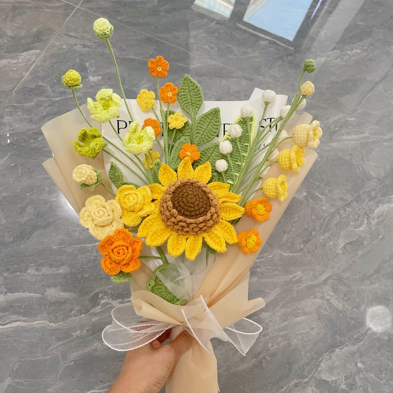 Crochet Sunflower Bouquet,Knit Tulip,Lily,Rose,Gesang,forget-me-not Flowers Bouquet,Birthday,Anniversary Gifts For Wife,Graduation Gifts F Sunflower Bouquet