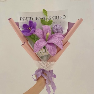 Häkellilien Blumen,Strickblumen,Häkelblumenstrauß,Häkeln Tulpe Lilie Rose Blume,Fertig gehäkelte Blumenstrauß,Geschenk für Freundin