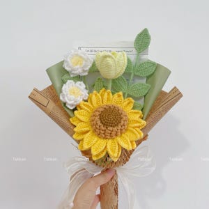 Crochet Sunflower Bouquet,Knit Tulip,Lily,Rose,Gesang,forget-me-not Flowers Bouquet,Birthday,Anniversary Gifts For Wife,Graduation Gifts I Sunflower Bouquet