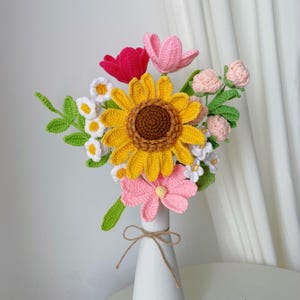 Crochet Sunflower Bouquet,Knit Tulip,Lily,Rose,Gesang,forget-me-not Flowers Bouquet,Birthday,Anniversary Gifts For Wife,Graduation Gifts D Sunflower Bouquet