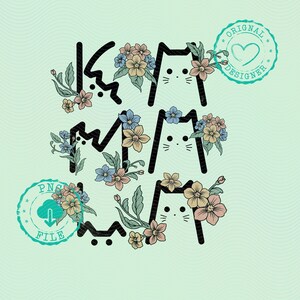 Pode incluir: Um design digital com três rostos de gato estilizados com detalhes florais em cores pastel. Os contornos pretos dos gatos são adornados com flores azuis, rosas e amarelas e folhas verdes. O design inclui o texto "PNG FILE" e "ORIGINAL DESIGNER".