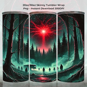 Könnte beinhalten: Ein digitaler Download eines 20oz/30oz Skinny Tumbler Wraps mit einer dunklen Waldszene und einem roten Leuchten in der Ferne. Das Bild ist eine PNG-Datei mit einer Auflösung von 300 DPI.