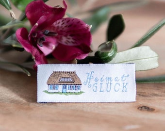 acufactum - Woven Label - Homeland Happiness Reed House