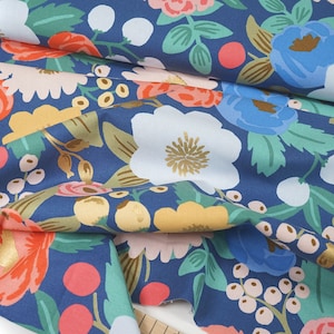 Rifle Paper Co. - Canvas - Vintage Blossom - Blue Canvas - metallic 0.54 yd (0,5 m)