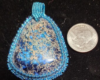 Colgante de cuentas hechas a mano con ágata de encaje azul loco