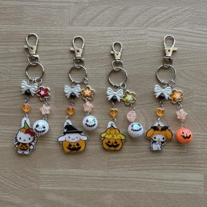 Halloween Purin White rabbit Flying dog cinnamon cat charm beaded keychain