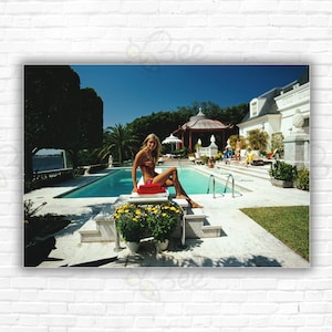 Schmales Aarons Lillian Crawford Poster - Lillian Crawford, die Ehefrau des Schauspielers Lee KinSolving, in Palm Beach, Mai 1970.