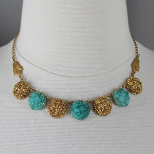 Vintage 1930s Art Deco Czech Green Molded Glass Cabochon Flower Necklace