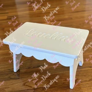 Scalloped Step Stool for Kids, Personalized Childrens Wood Step Stool, Grand Millennial Decor, Kids Furniture, Toddler Step Stool