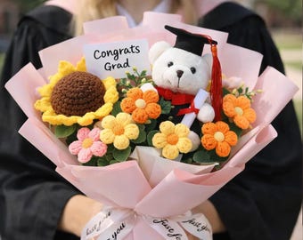 Class of 2026 knitted Crochet Flower Graduation Bouquet,Graduation Knitted Flower with Grad Bear,Handmade Graduation Gift for Her/Him