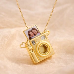 Custom Photo Camera Locket Necklace,Photo Picture Inside Necklace,Memorial Necklace,Mother's Day gift For Mom,Necklace for Her