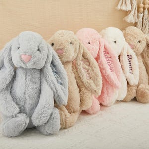 ベビーシャワーギフト、名入れ刺繍入りうさぎ、モノグラム入りうさぎ、柔らかいぬいぐるみ、新生児ギフト、フラワーガールギフト、子供へのギフト