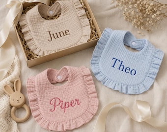 Babero de bebé personalizado con volantes bordados, babero de algodón suave con nombre personalizado, regalo para baby shower de recién nacida, recuerdo de cumpleaños para niña
