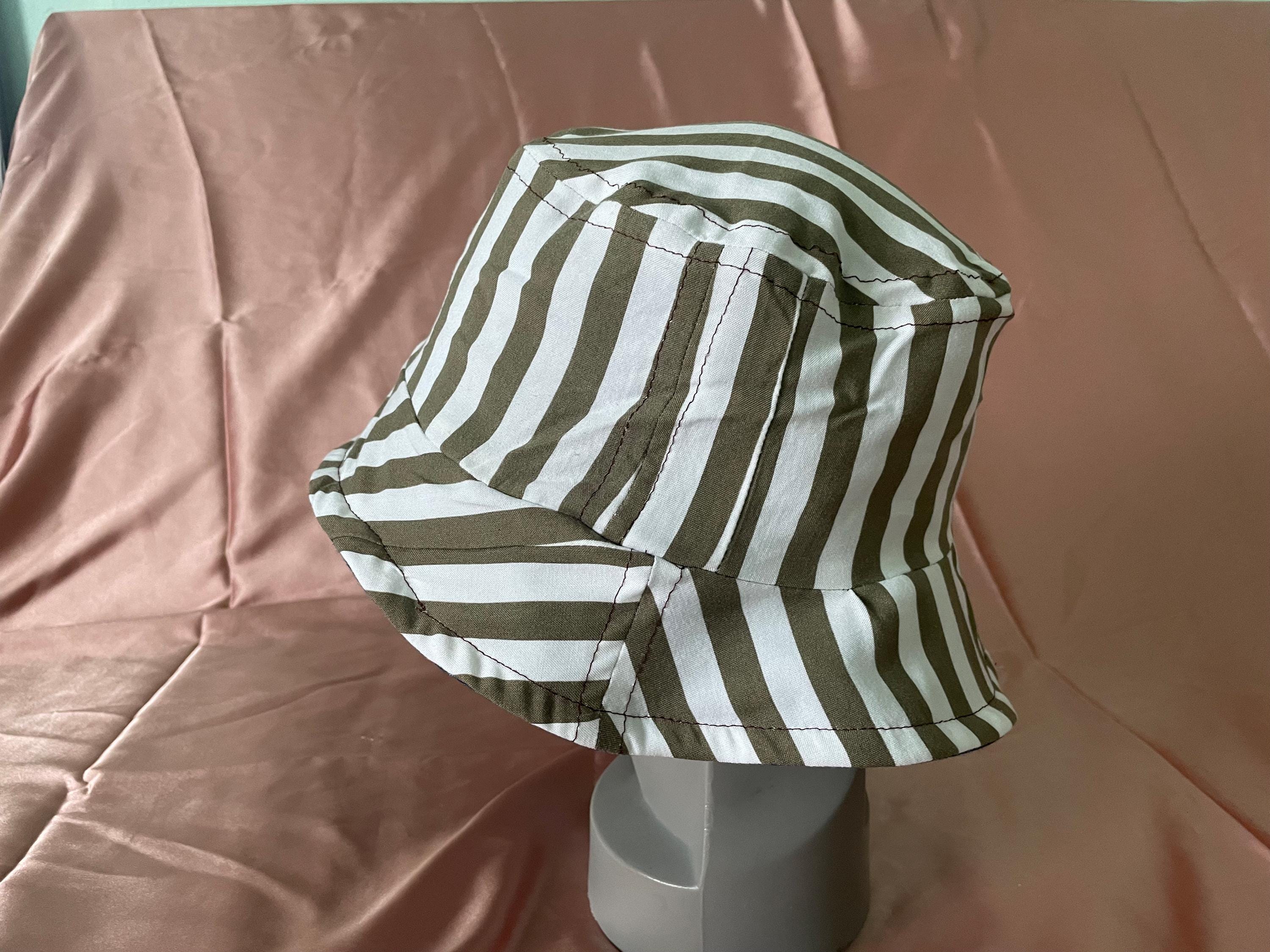 Mosaic Shell Reversible Bucket Hat