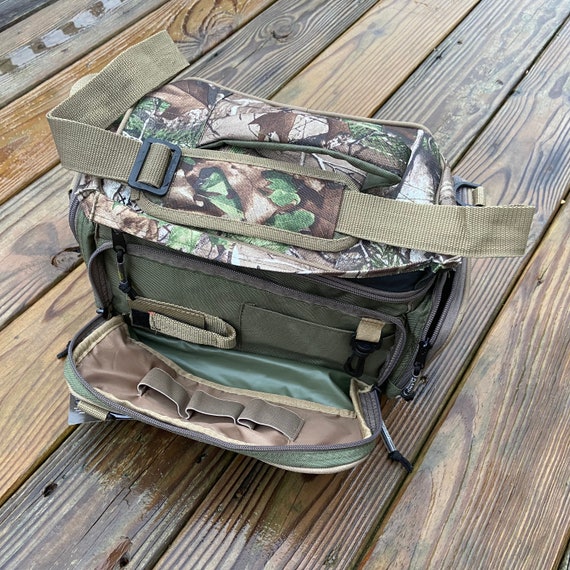 Personalize Plano Medium Soft Side Fishing Tackle Bag, Medium, Realtree  Camo Green -  Denmark