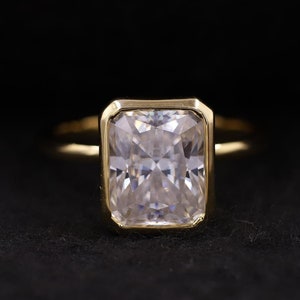 Bezel Set 2.0 Ct Radiant Cut Moissanite Engagement Ring, Crushed Ice Radiant Cut Ring, Elongated Radiant Cut Ring, Bezel Set Ring for Her