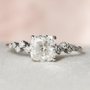 2.0CT Cushion Cut Moissanite Engagement Ring, Cushion Cut Diamond Ring, 14K Solid Gold Unique Anniversary Gift For Her, Wedding Ring For Her
