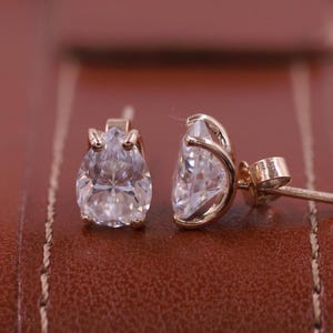 Solitär-Diamant-Ohrstecker, Birnen-geschliffene Labor-Diamantohrringe, Push Back-Ohrringe, IGI-zertifizierte Diamantohrringe, Geburtstagsgeschenk für Frauen