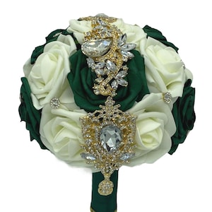 Emerald Green Real Touch Roses Bridal Bouquet l Brooch Bouquet l Bride Flowers l Wedding Corsage l Boutonniere l Round l Quinceanera