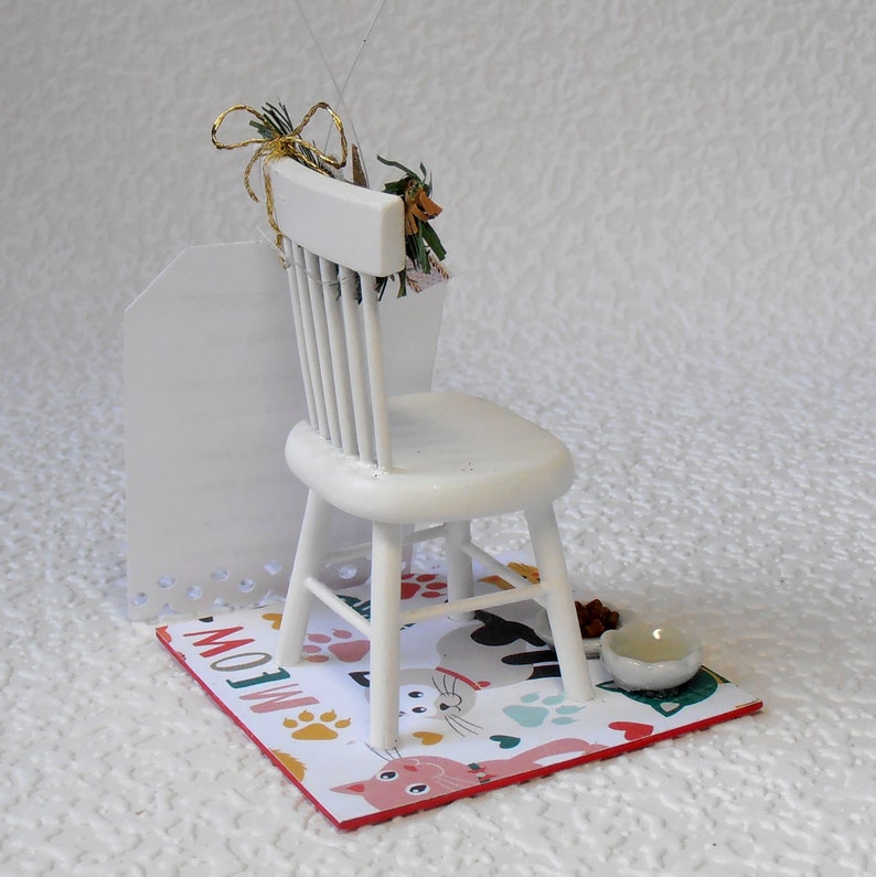 Kitties in Heaven ornament miniature Christmas scene with empty chair poem, for tree or table top, memorial keepsake for pet, bereavement Bild 4