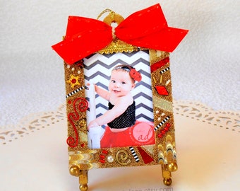 Christmas Photo Ornament, Magnetic Picture Frame - Collage Picture Frame with magnet back, great for school pictures