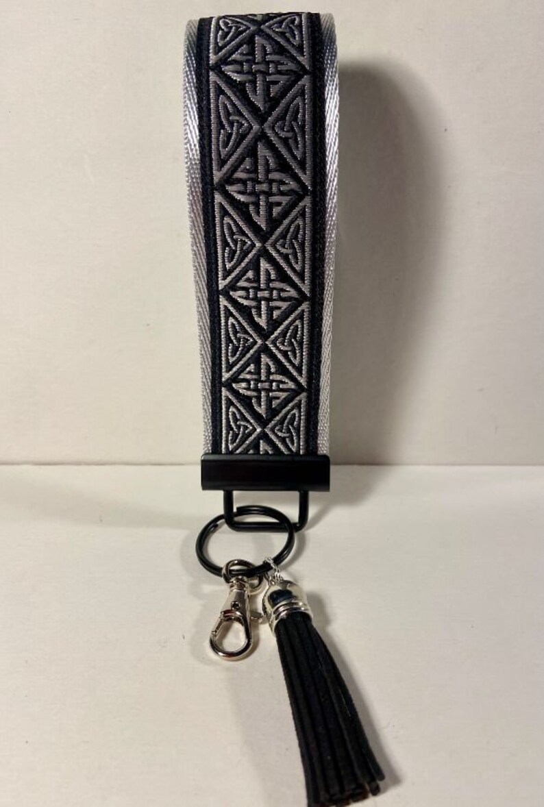 Black & Silver Celtic Inspired Jacquard KEY WRISTLET W/tassel and Charm ...