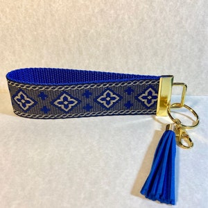 RoyalBlue & Beige Celtic Jacquard Trimmed Key Wristlet w/Tassel and Snap Hook