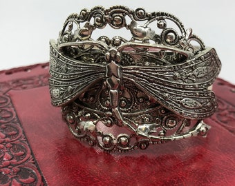 Dragonfly cuff bracelet silver Gorgeous Filigree and vintage dragonfly MyElegantThings