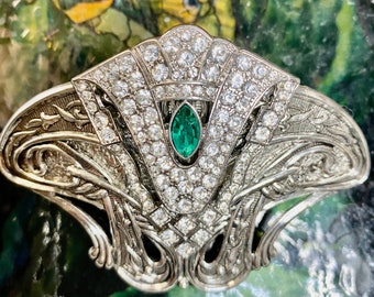 Art Deco style Hair Clip Emerald and Diamond color Accents Silver Wedding Hair Accessory Vintage Style Jewelry MyElegantThings