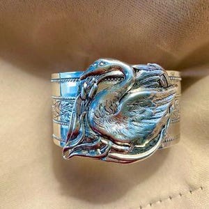 ヴィンテージサテン仕上げのミルフィオリビーズネックレス - Etsy 日本