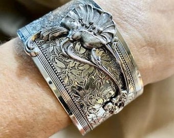 Hand Engraved Silver Poppy Cuff Bracelet: Art Deco Floral Design