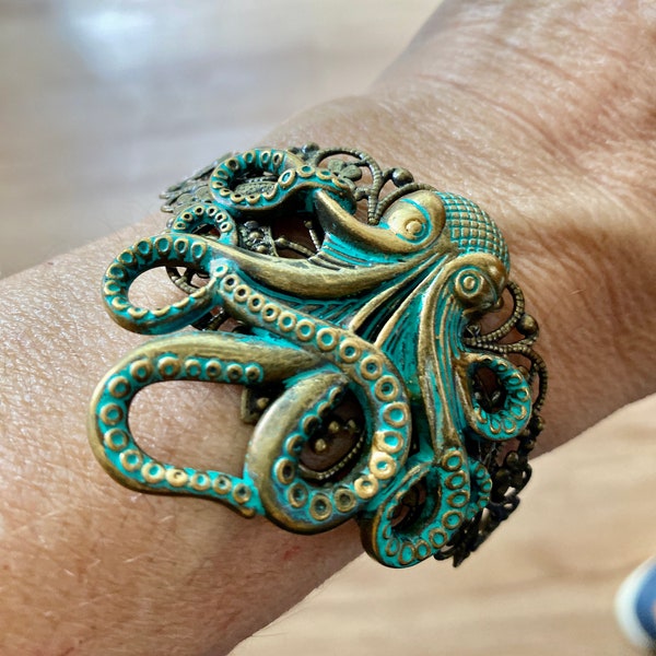 Octopus bracelet bronze cuff Steam punk Octopus jewelry Chunky cuff bracelet MyElegantThings