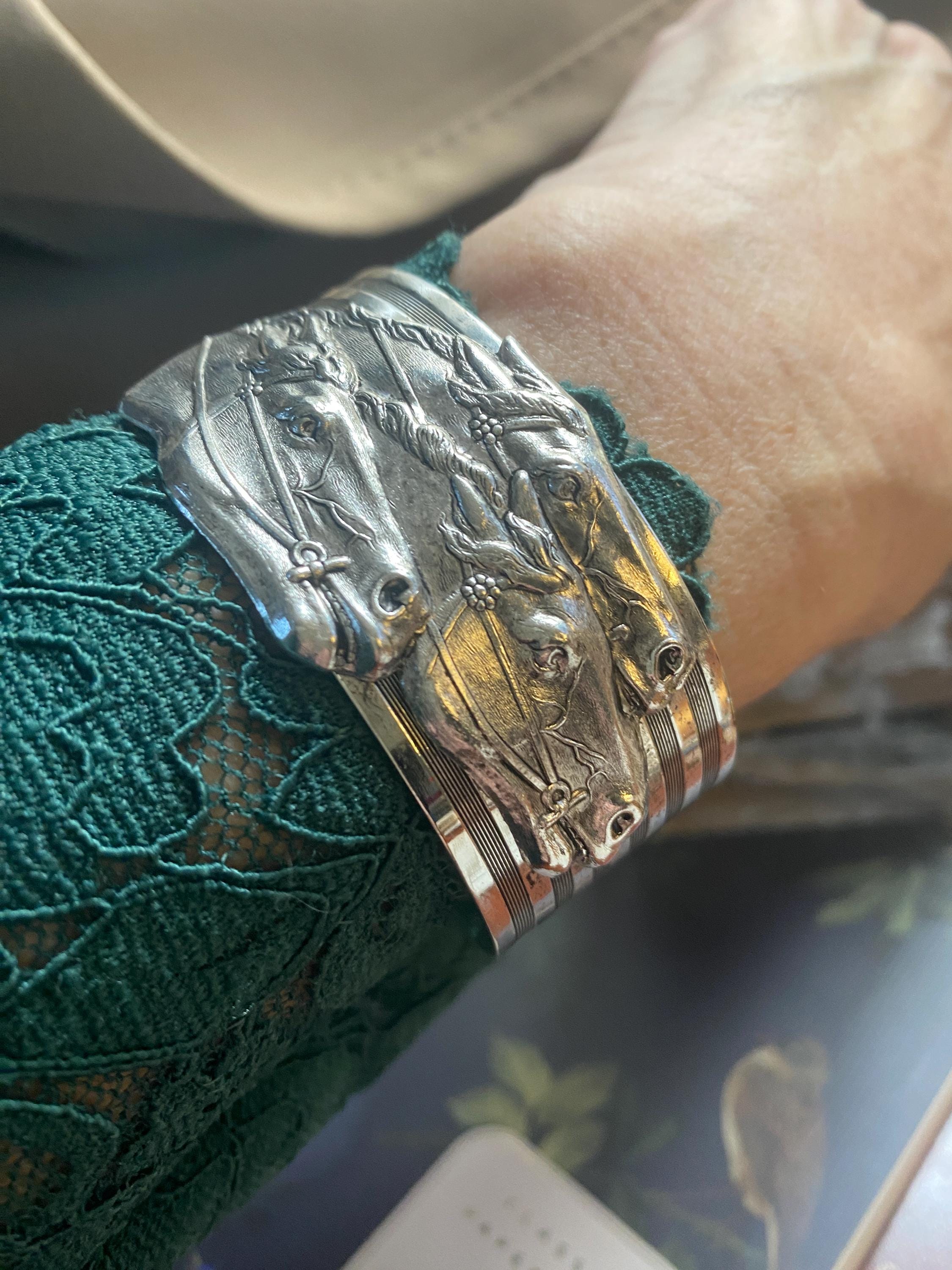 Hermes horse bangle - Etsy 日本