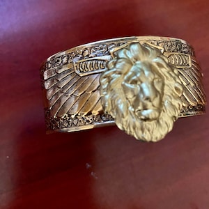 Lion Cuff Bracelet silver vintage inspired Egyptian Lioness King Leo Limited Edition MyElegantthings